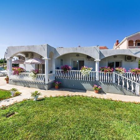 Apartments With A Parking Space Zaton, Zadar - 15000 Exterior foto
