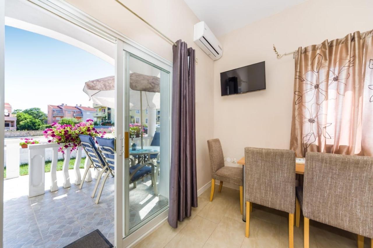 Apartments With A Parking Space Zaton, Zadar - 15000 Exterior foto